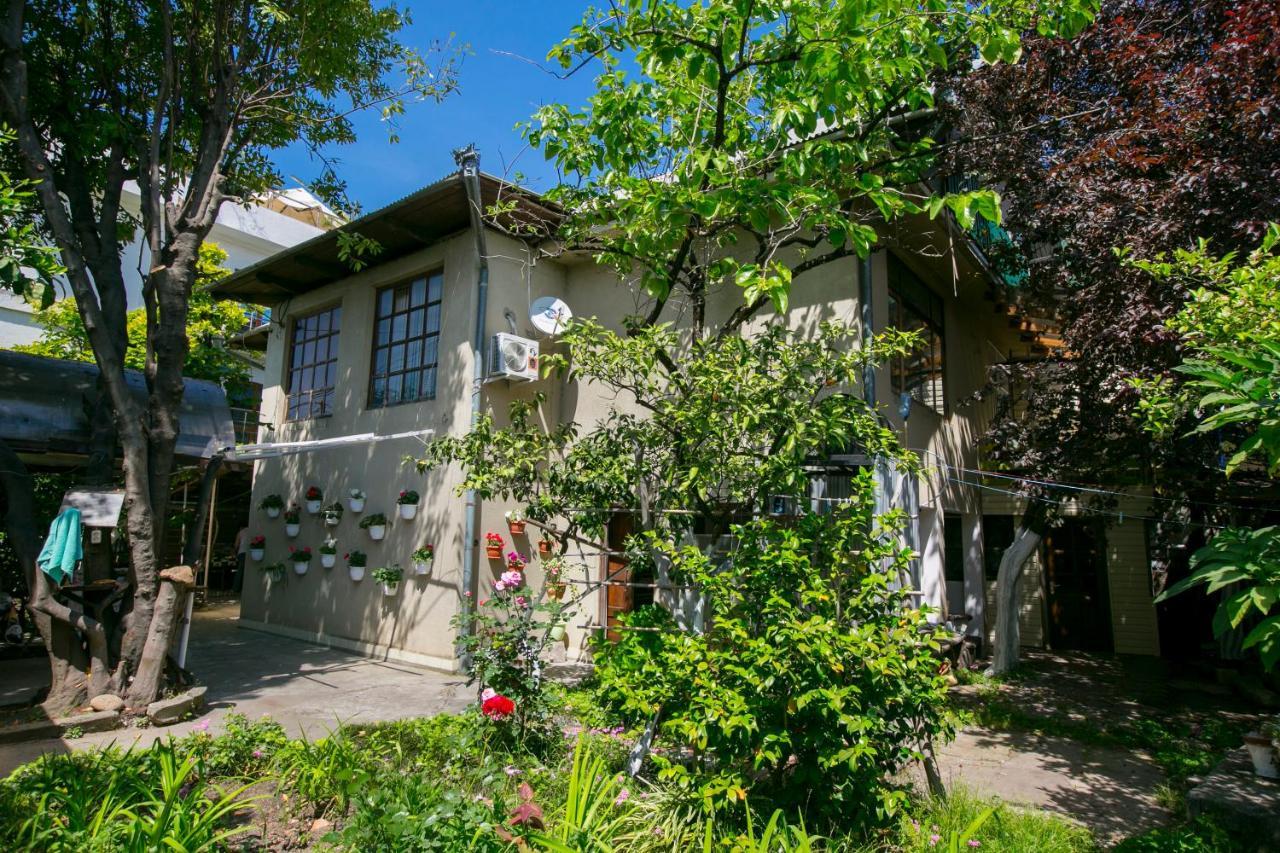 Guest House Lavr Gagra Exterior foto