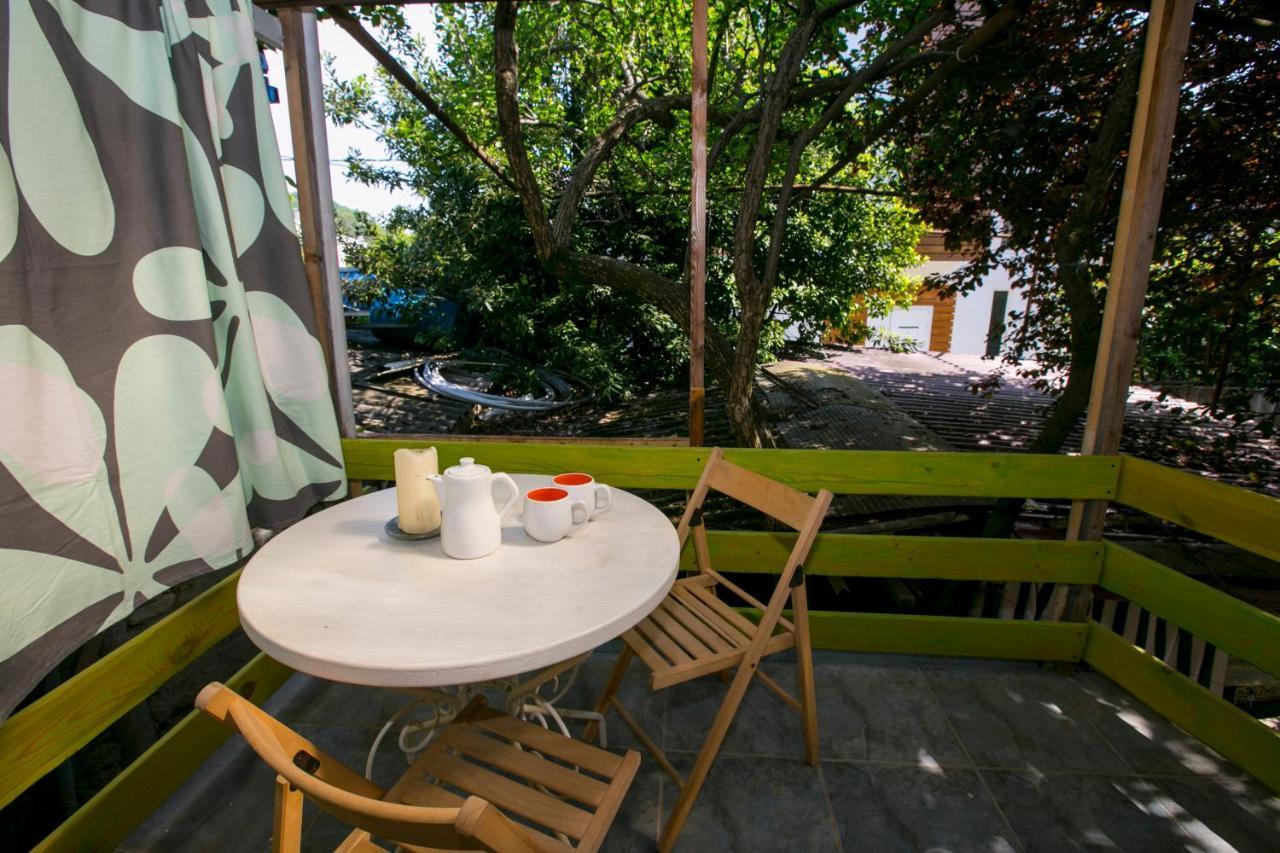 Guest House Lavr Gagra Exterior foto