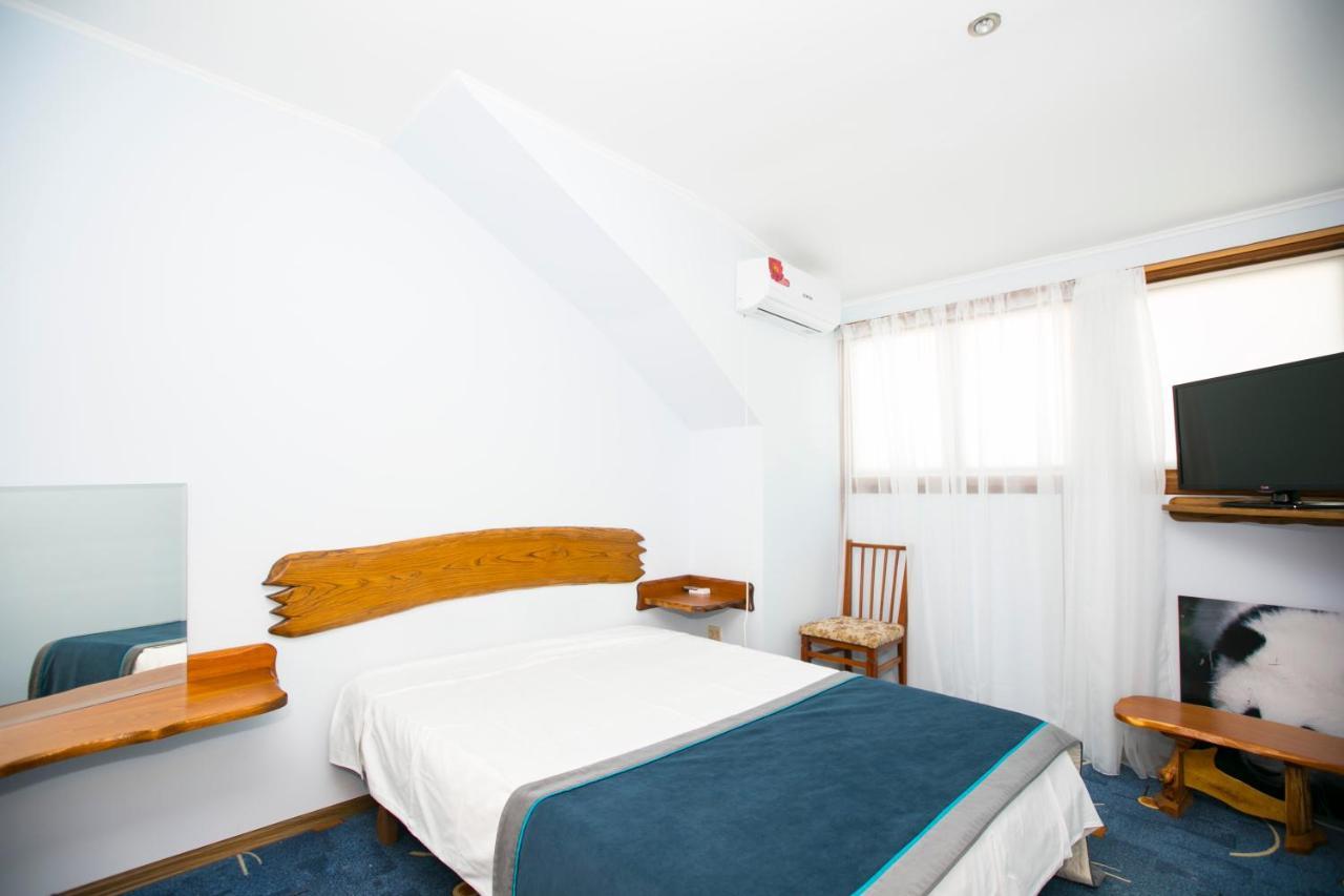 Guest House Lavr Gagra Exterior foto