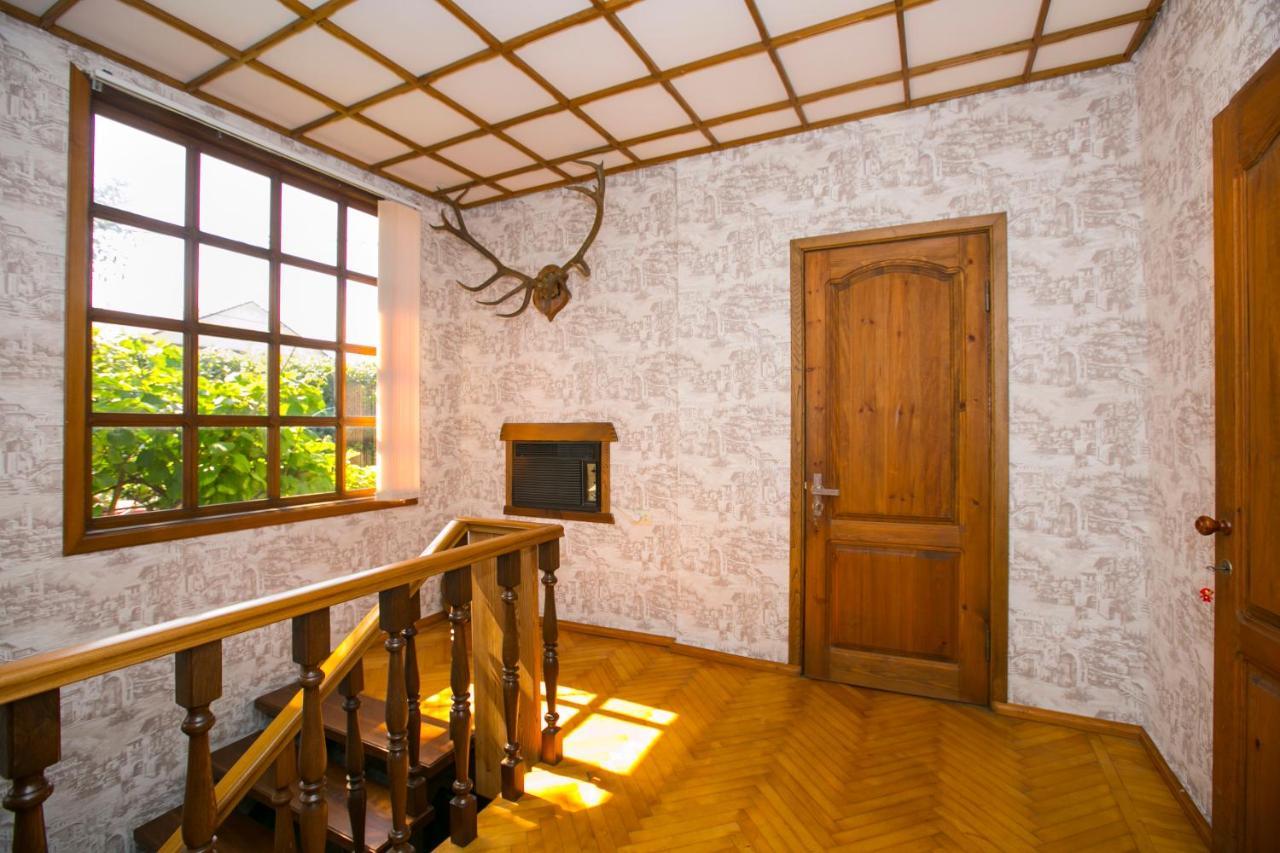 Guest House Lavr Gagra Exterior foto